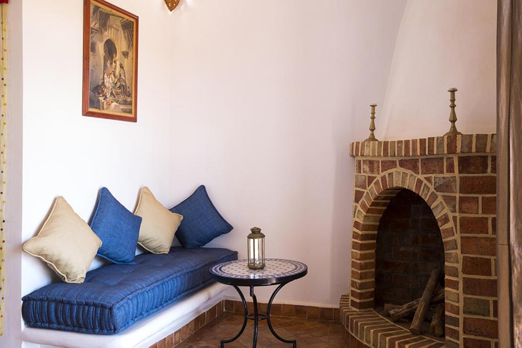 Riad Les Trois Merveilles Essaouira Exterior photo